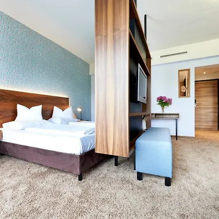 Parkhotel Poertschach - Hotelresort Mit Insellage Am Woerthersee 4* Pörtschach am Wörthersee