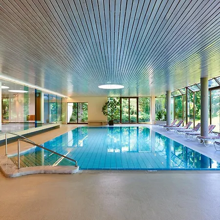 Parkhotel Poertschach - Hotelresort Mit Insellage Am Woerthersee 4* Pörtschach am Wörthersee