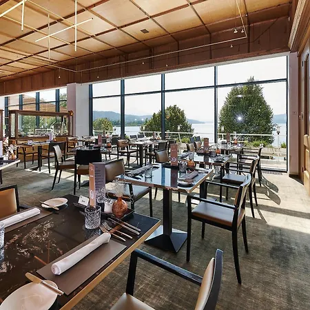 מלון Parkhotel Poertschach - Hotelresort Mit Insellage Am Woerthersee