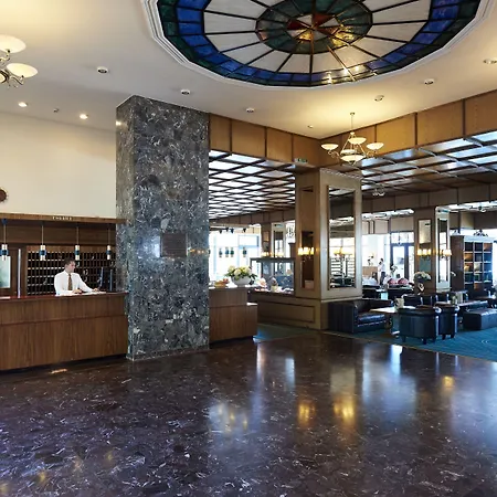 酒店 Parkhotel Poertschach - Hotelresort Mit Insellage Am Woerthersee 4*