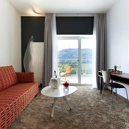 酒店 Parkhotel Poertschach - Hotelresort Mit Insellage Am Woerthersee