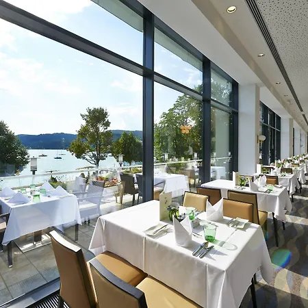 酒店 Parkhotel Poertschach - Hotelresort Mit Insellage Am Woerthersee 4*