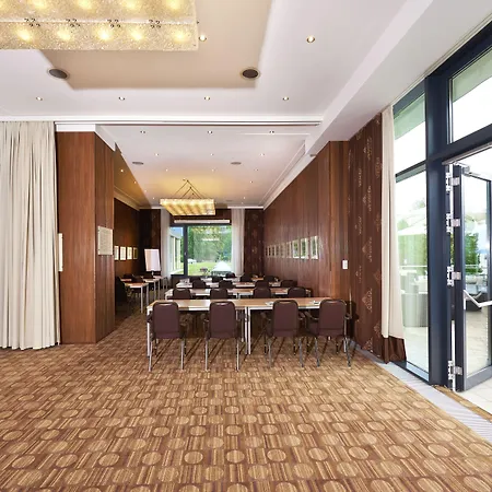 Parkhotel Poertschach - Hotelresort Mit Insellage Am Woerthersee 酒店 Pörtschach am Wörthersee