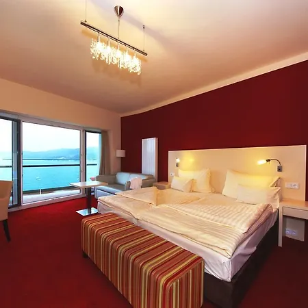 Parkhotel Poertschach - Hotelresort Mit Insellage Am Woerthersee 4*
