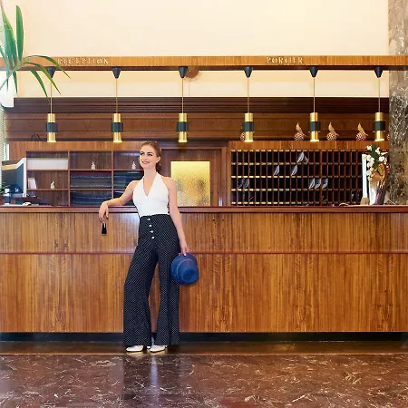 Parkhotel Poertschach - Hotelresort Mit Insellage Am Woerthersee Pörtschach am Wörthersee