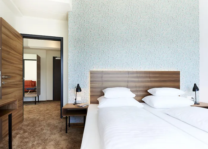 Hotell Parkhotel Poertschach - Hotelresort Mit Insellage Am Woerthersee