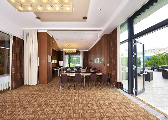 Parkhotel Poertschach - Hotelresort Mit Insellage Am Woerthersee Hotell Pörtschach am Wörthersee