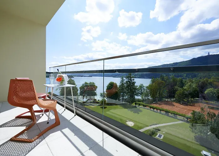 Hotell Parkhotel Poertschach - Hotelresort Mit Insellage Am Woerthersee
